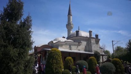 Tarihi Camide 4 Asırlık "1001 Hatim Geleneği" Sürdürülüyor