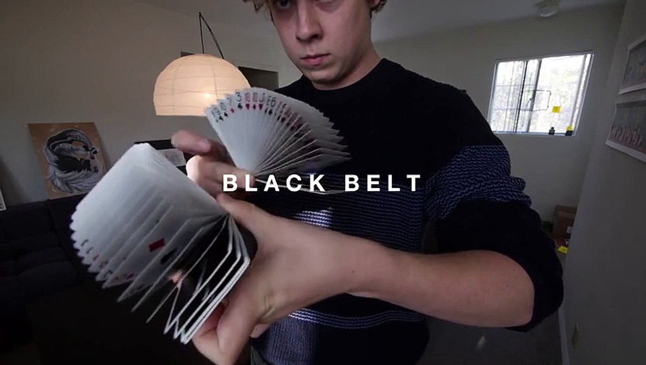 Il manipule les cartes comme personne