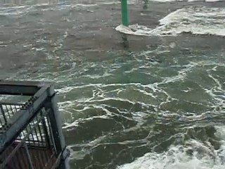 EARTHQUAKE   20110311東日本大震災（宮城県石巻港の津波）その２