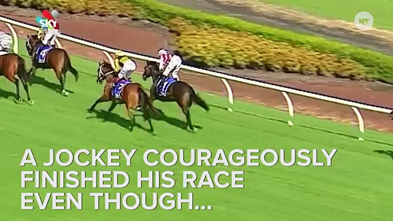 Jockey Finishes Race Even Though His Pants Fell Down video Dailymotion