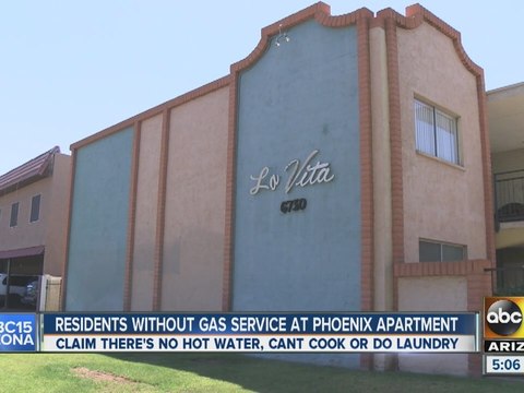 Residents at Phoenix apartment complex without gas service since Friday