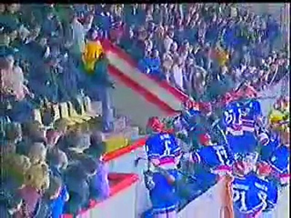 Fight with crowd