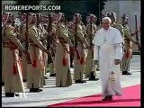 Pope visits King Abdullah and Rania