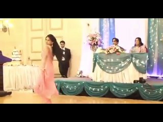 Aa ja Nach Le Mere Yar - Desi Girl Dance On Wedding (HD)