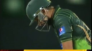 Dailymotion - Shahid Afridi's controversial dismissal vs bangali tigers t 20 match