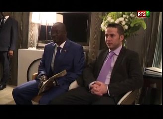 Football - Macky Sall reçoit Demba Bâ et Moussa Sow en Turquie