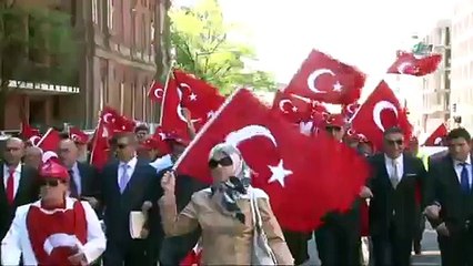 Beyaz Saray önünde barış yürüyüşü