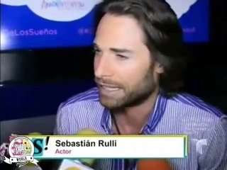 Sebastián Rulli en evento de "Amor Infinito" apoyando a su amiga Barbara Mori