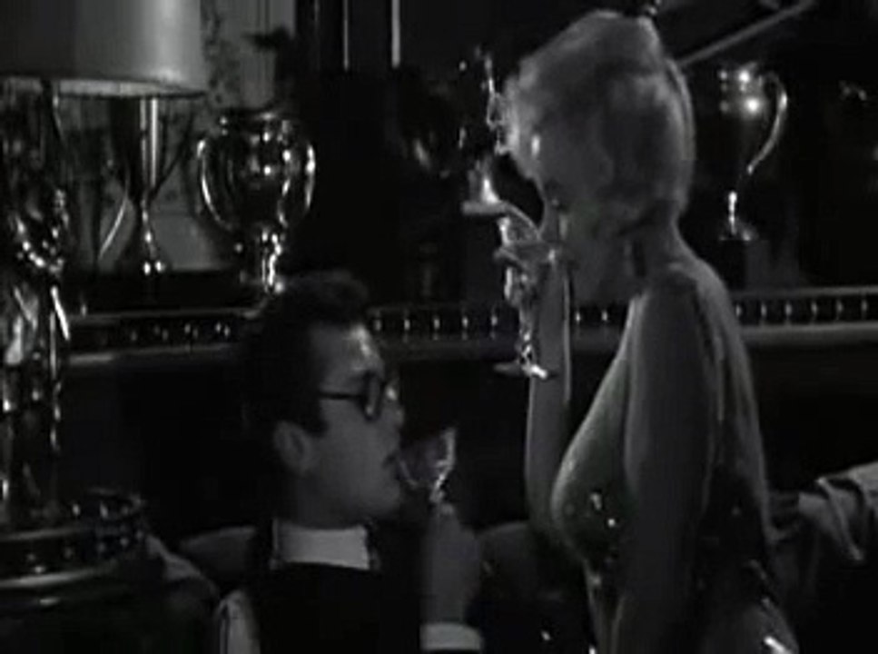 Some Like It Hot "Tango Scene"