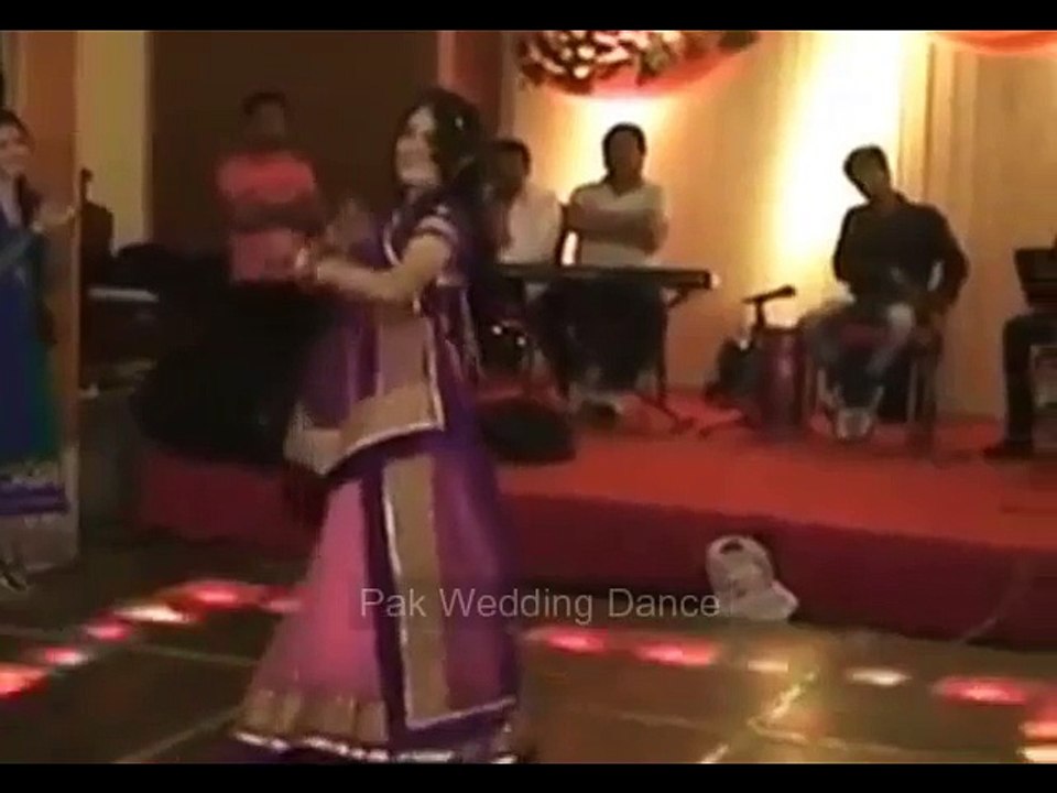 Beautiful Girl - Dance On Wedding