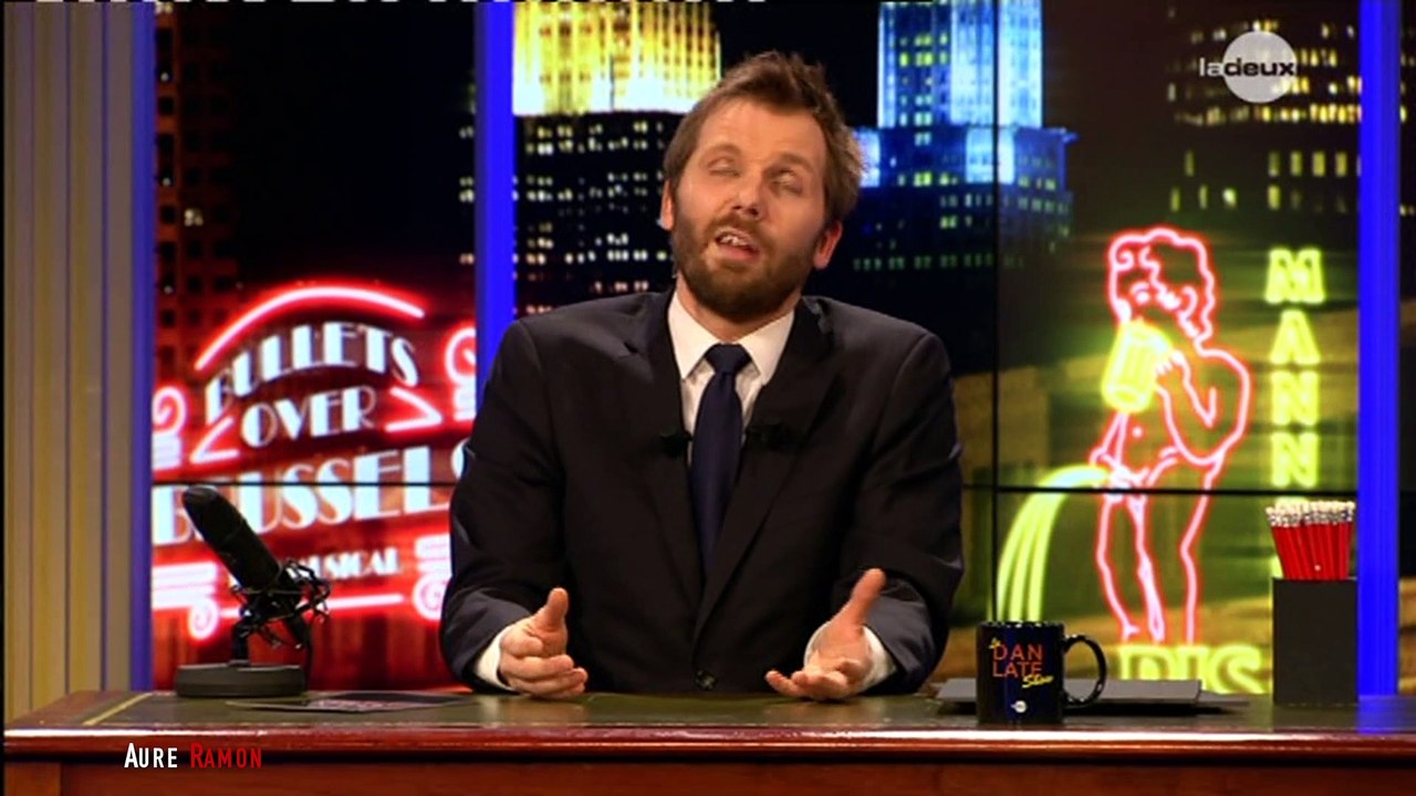 Véronic DiCaire - Le Dan Late Show (la deux) - 24-04-2015