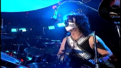 KISS - Rock And Roll All Nite - Brooklyn Bridge - Reunion Tour / MTV Awards