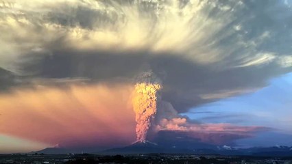 Live Volcano Explosión Calbuco Caught In Camera