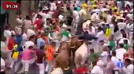 Bull Distroye  People  - Pamplona (Spain) 2015