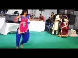 Desi Girl Wedding Dance - Balam Pichkari - HD