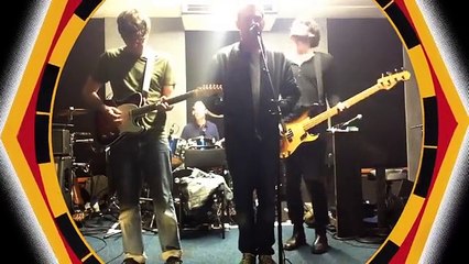 Blur - There Are Too Many of Us