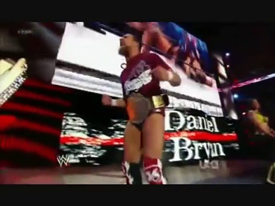 WWE Raw Review 3-5-12 Eve Makes Out with Zack Ryder