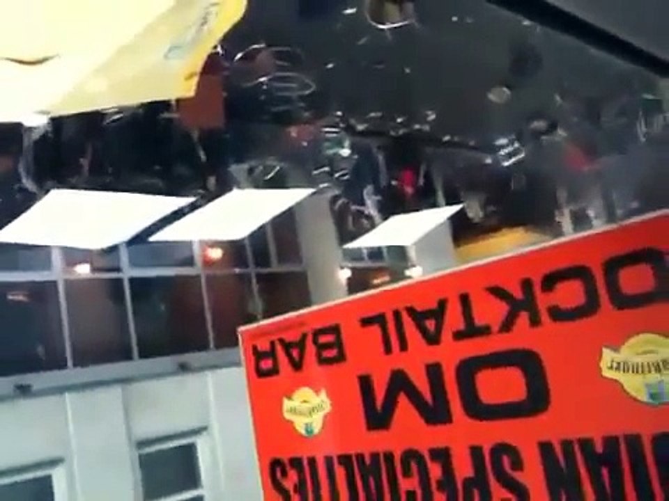 Deutsche Hooligans randalieren in Wien