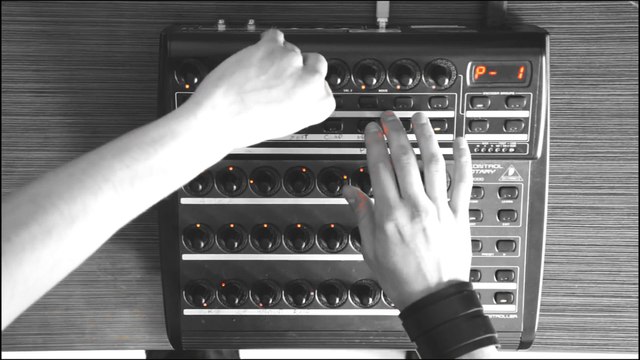 DAFT PUNK - ROLLIN' & SCRATCHIN' -ROCK'N ROLL (MOOSAK LIVE COVER)