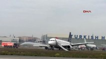 2thy'nin Yolcu Uçağı Motor Arızası Nedeniyle Atatürk Havalimanı'na Acil İniş Yaptı