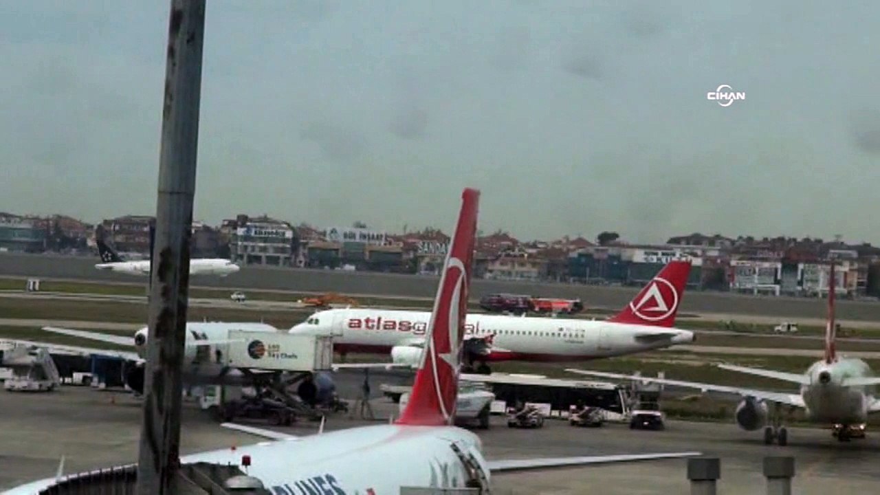 Turbinenbrand: Turkish-Airlines-Maschine muss notlanden