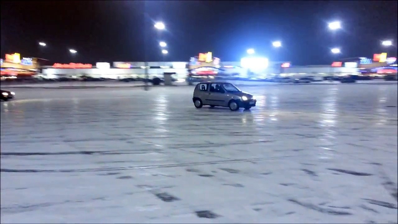 5 mins of cars sliding on the snow / ice + little crash