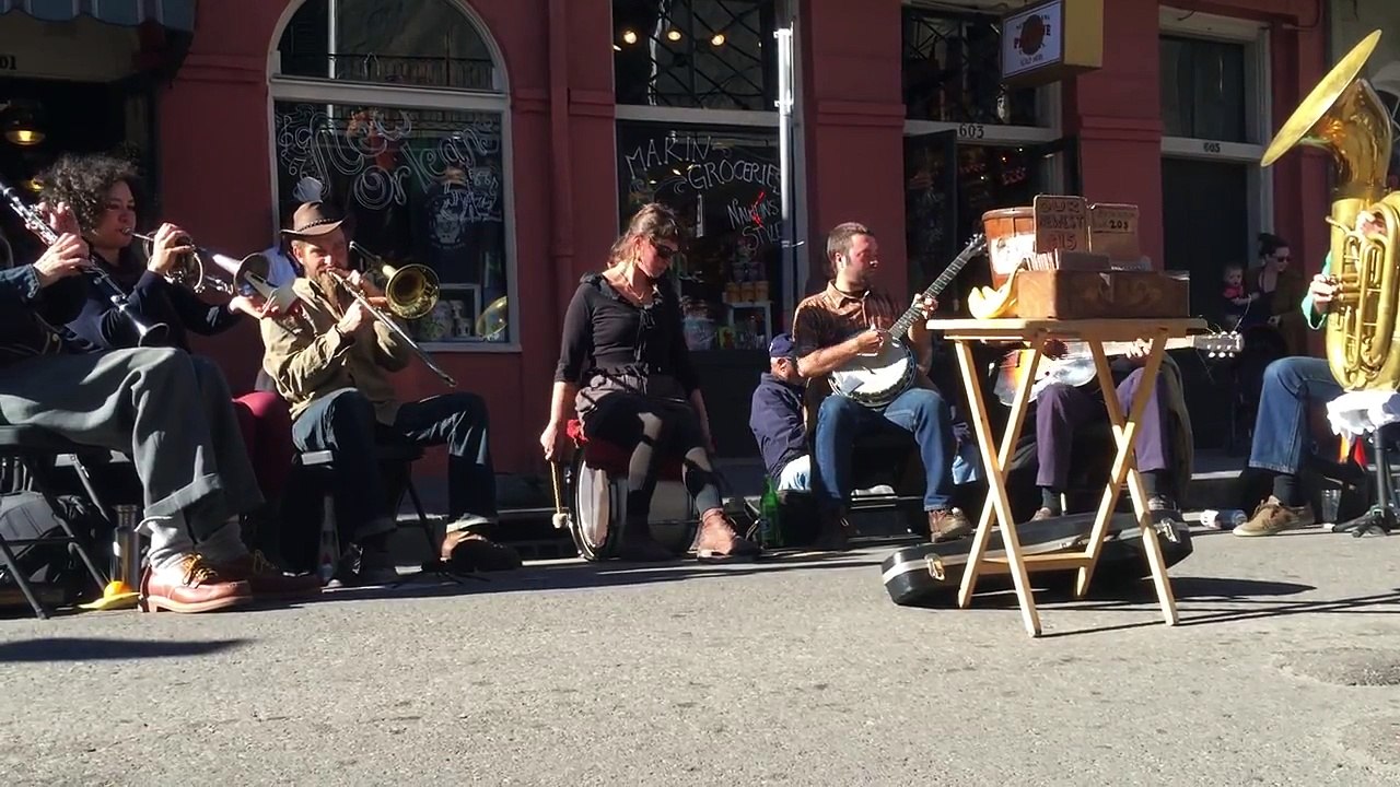 Tuba Skinny "Gotta Give Me Some" video Dailymotion