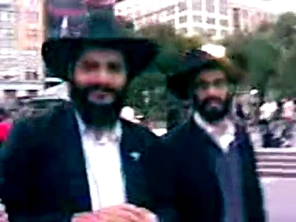 Is Chabad A Cult? Do Real Jews Have Psychic Rebbe Guru Masters?