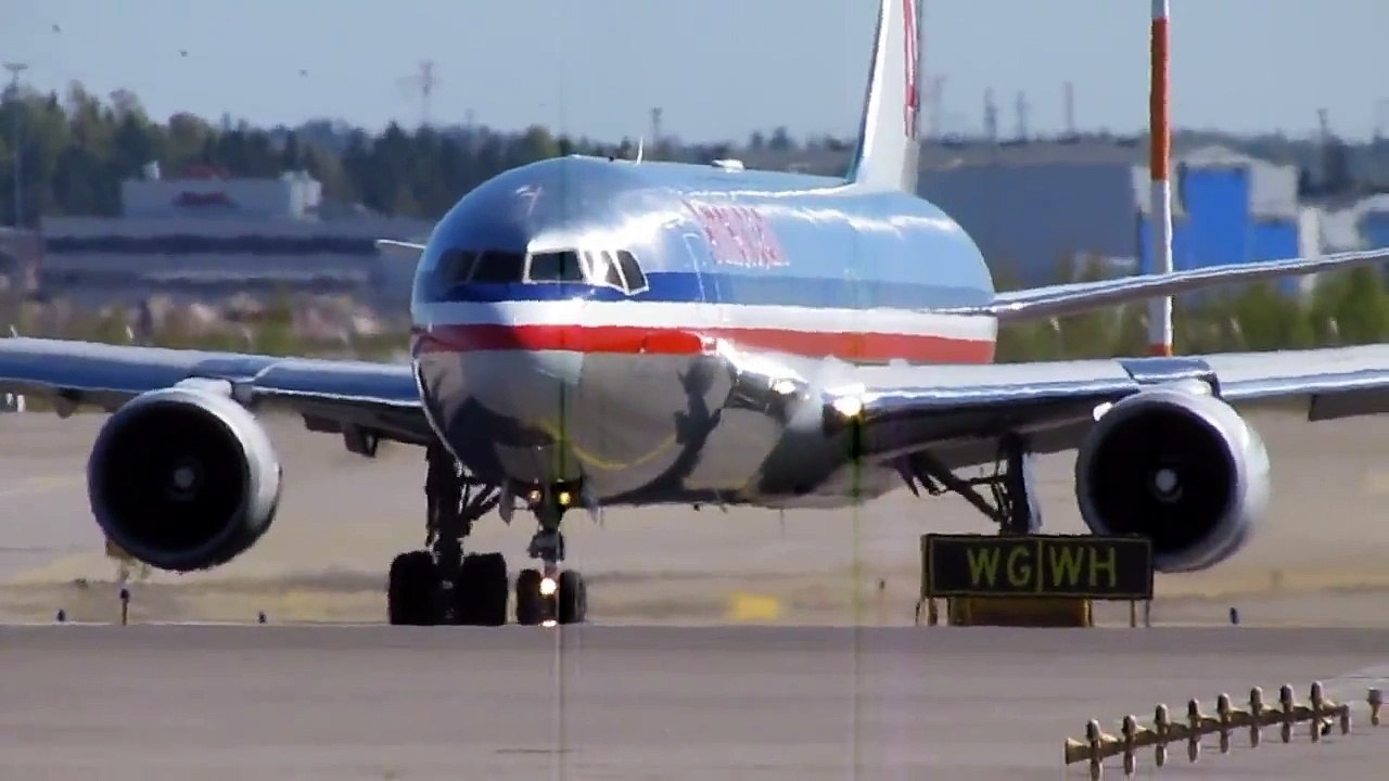 American Airlines Boeing 767-323ER Takeoff From Runway 22R at Helsinki Airport (HEL/EFHK)
