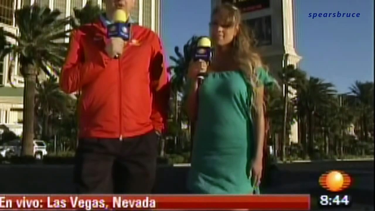 Vanessa Huppenkothen DESCUIDO !!!Televisa deportes