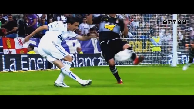 Barcelona vs Real Madrid Super Skills Battle CR7, Messi, Zidane, Ronaldinho & more