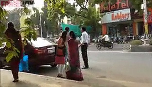 What Happens When A Girl Pick Pockets - – Girl Vs Guy Pick Pocket, This Video Will Shock You