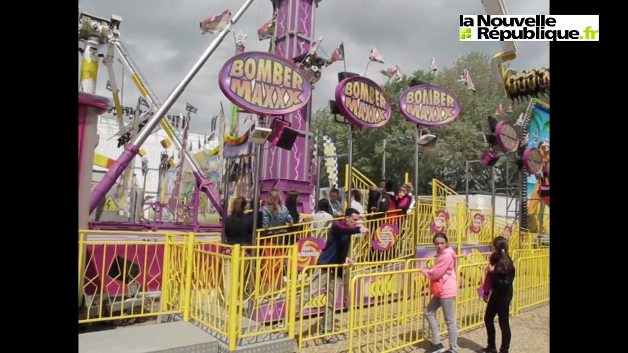 VIDEO. Tours. Les grands manèges font toujours sensation