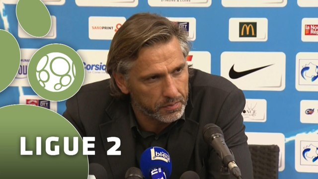 Conférence de presse Tours FC - Chamois Niortais (1-0) : Gilbert ZOONEKYND (TOURS) - Régis BROUARD (NIORT) - 2014/2015