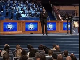 Crefo Dolla arremete contra quienes lo critican por pedir dinero para comprar un jet