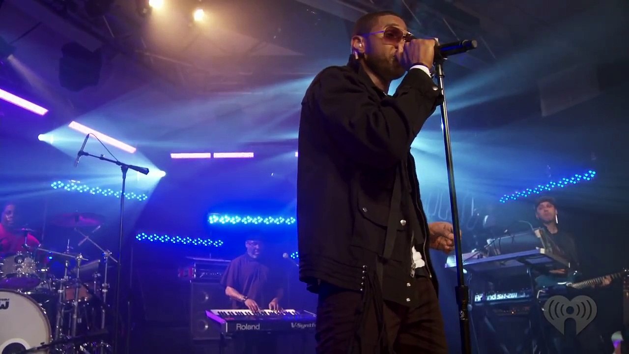 Usher Covers Stevie Wonder's "That Girl" (iHeartRadio Live Series)