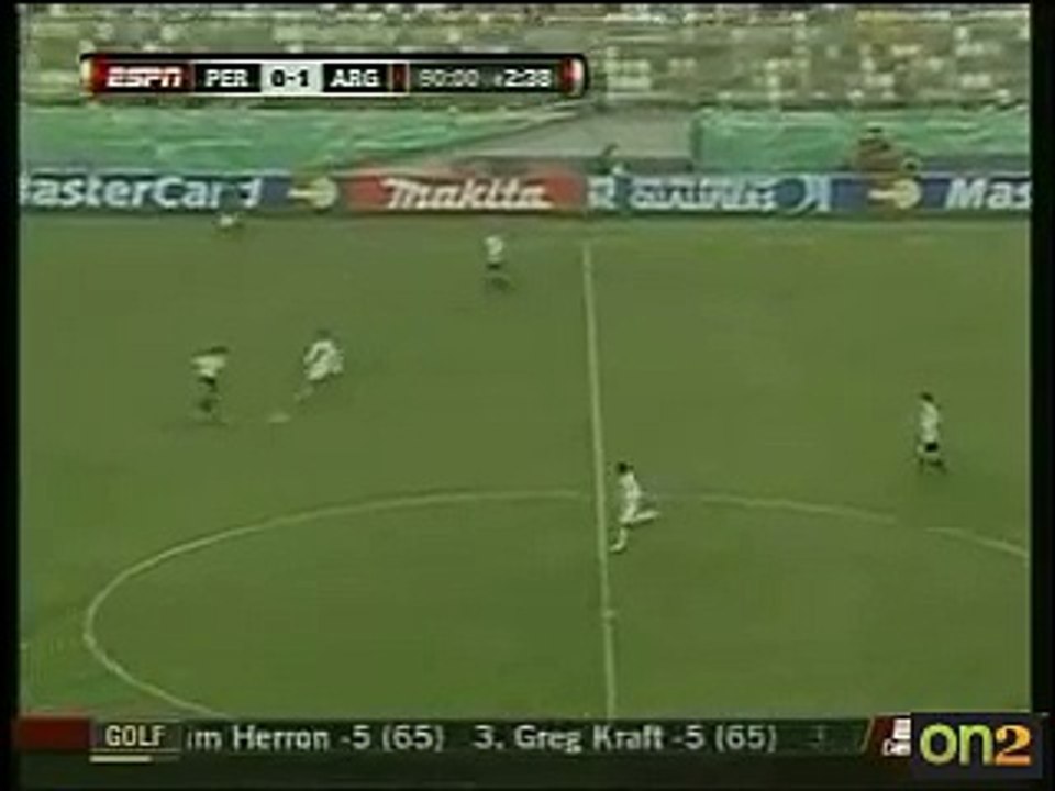 Gol de fano a Argentina Narrador Argentino visite: www.luchoquiroz.net