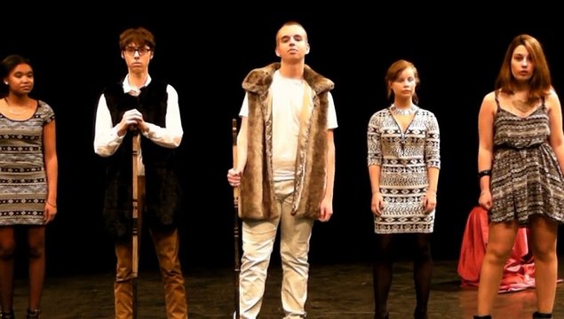 les bacchantes lycée Antoine. de Saint-Exupéry de MANTES LA JOLI