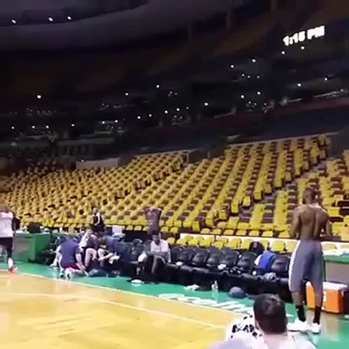 LeBron James amazing one hand full court shot