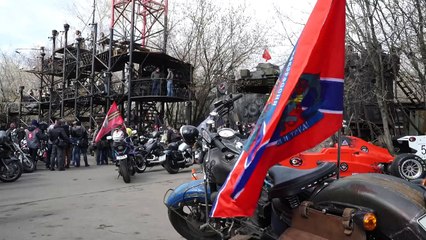 Russie: des motards commémorent la mémoire de l'Armée rouge