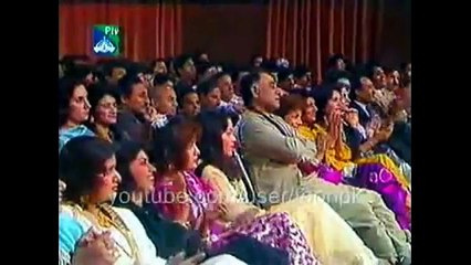 pakistan national (milli) song , hum sab hen lehrain kinara pakistan hai...by NADEEM