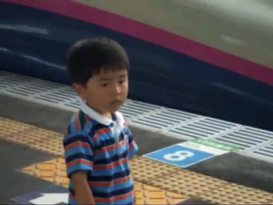 TOHOKU SHINKANSEN (Bullet train) 東北新幹線