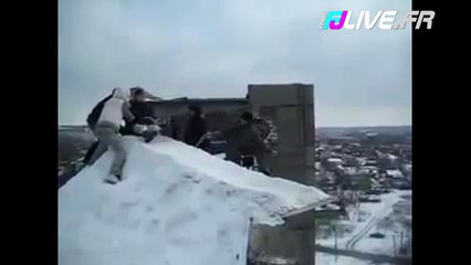 Les ados russes aiment les sensations fortes dans leur quartier