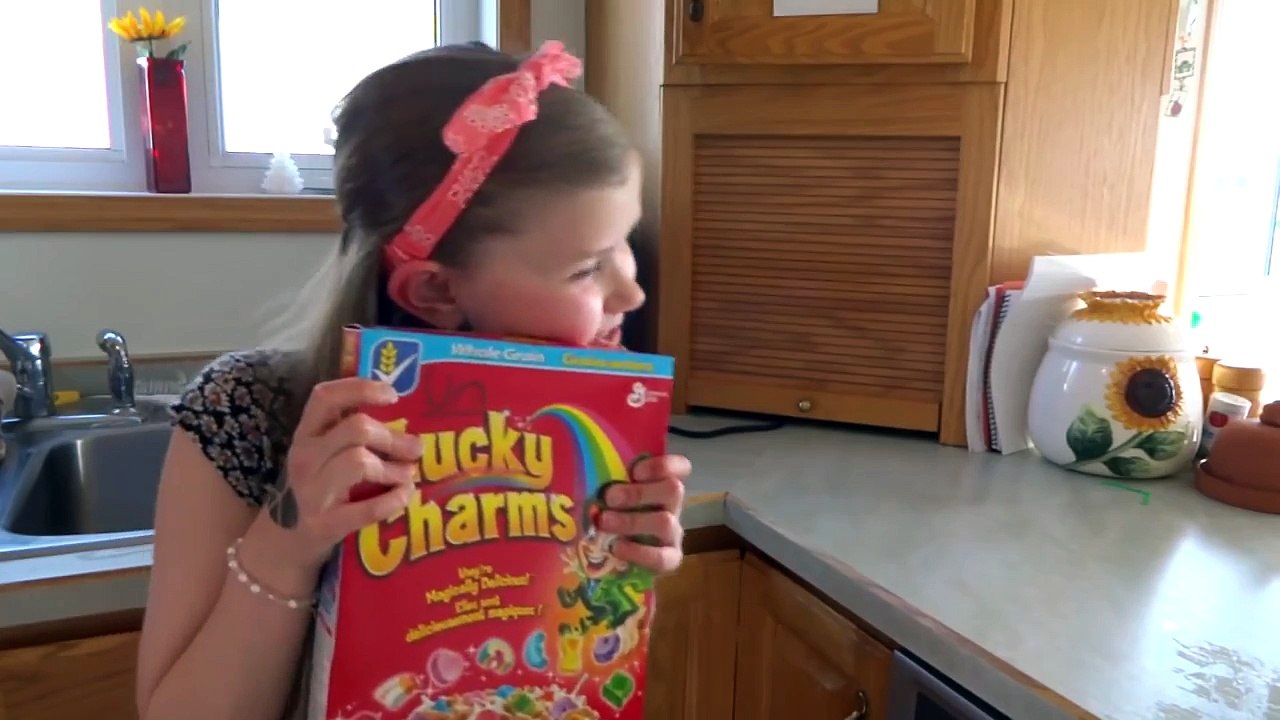 Holly's Bad Lucky Day!