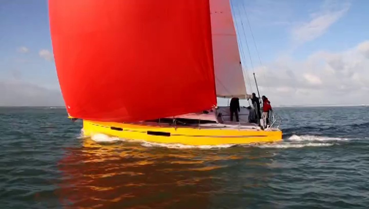 11/05/2015 - Essai du RM 1070 du chantier RM Fora Marine