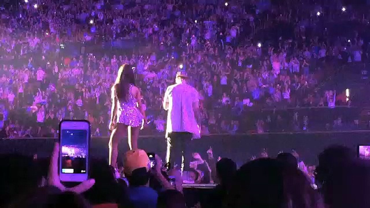 Justin Bieber Where Are You now live at the forum