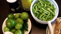 Chicharron en Salsa Verde con Nopales * video 49 *