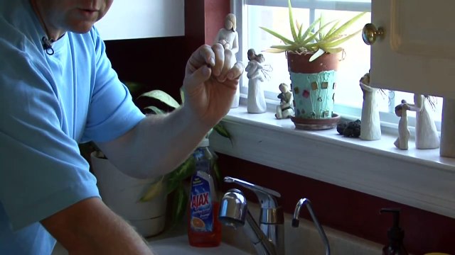 Home Maintenance : Fixing Kitchen Faucet Problems