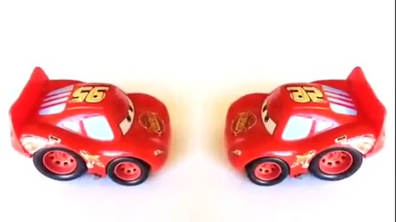 Disney Pixar Cars Lightning McQueen and Dinoco, the King's Performance