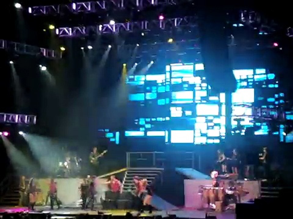 Chayanne Baila baila (en vivo)